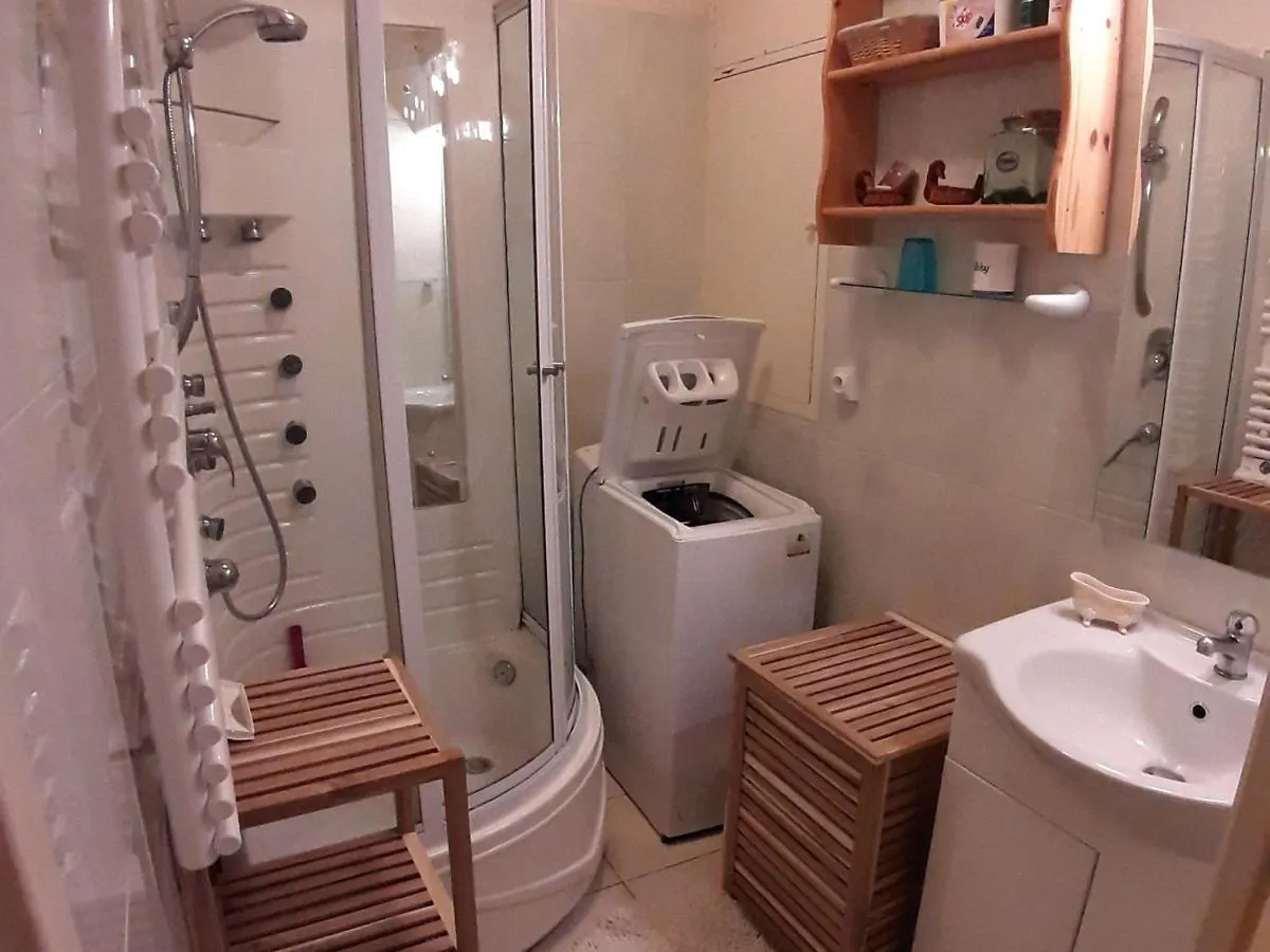 Apartment Appartement 2 Chambres Avec Jardin Plein Sud Pour 6 Personnes - Barcelonnette, 04400, France - Fr-1-165A-19
